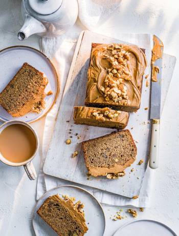 Coffee and walnut loaf cake