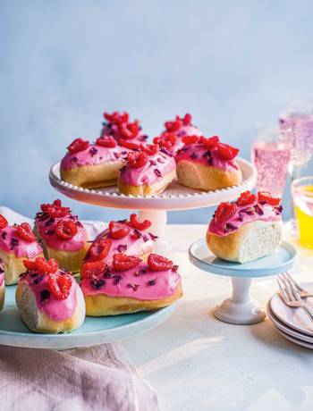 Raspberry and rose iced buns