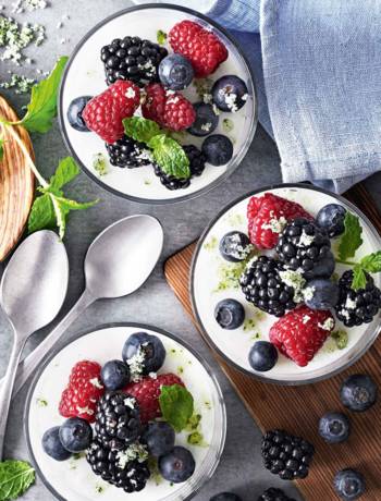 Yogurt mousse, berries and mint sugar