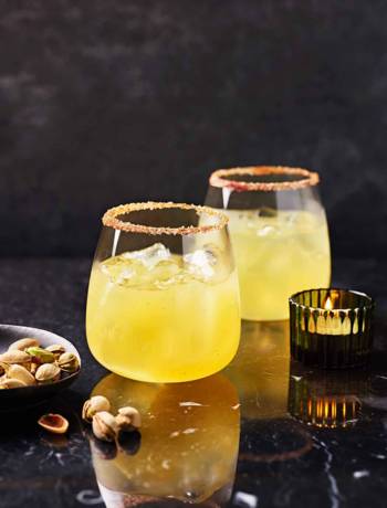 Apple vanilla gin fizz