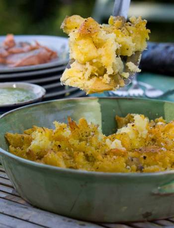 Smashed roast new potatoes with garlic & rosemary