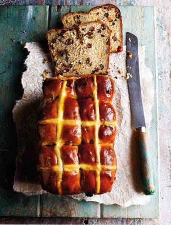 Hot cross bun loaf