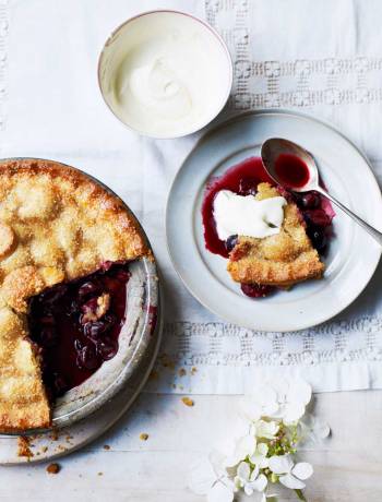 Cherry pie with a buttermilk crust 