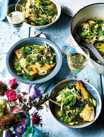 Green vegetable pistou stew