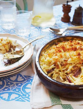 Potato bake with anchovies  