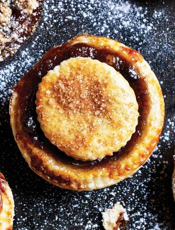 Clementine and cinnamon mince pies