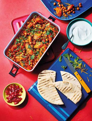 Roast carrot and chickpea salad