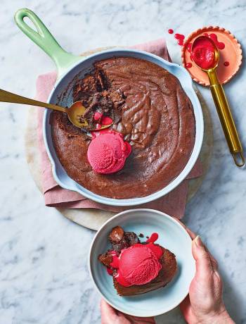 Buckwheat pan brownie