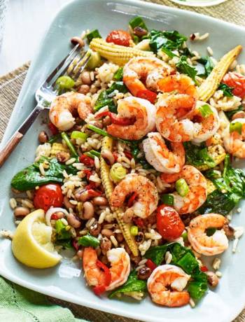 Piri piri rice and peas with garlic prawns 