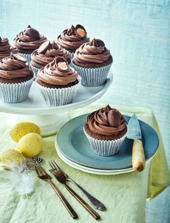 Creme Egg cupcakes  
