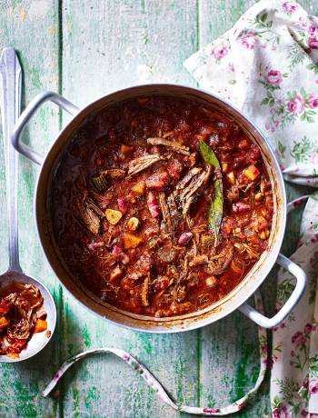Slow-cooked beef ragout  