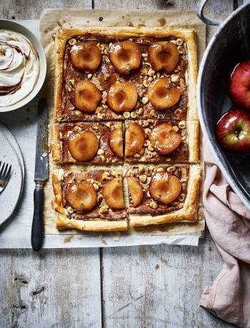 ‘Bobbing for apples’ tart