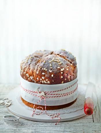 Coffee and maple panettone 