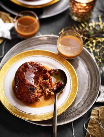 Gluten-free mini Christmas puddings with spiced toffee sauce 