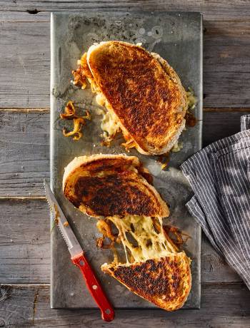 French onion soup toastie