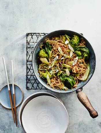 Crispy lamb noodles 