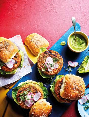 Miso chickpea and carrot veggie burgers