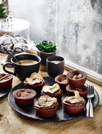 Pear, chocolate and ginger friands