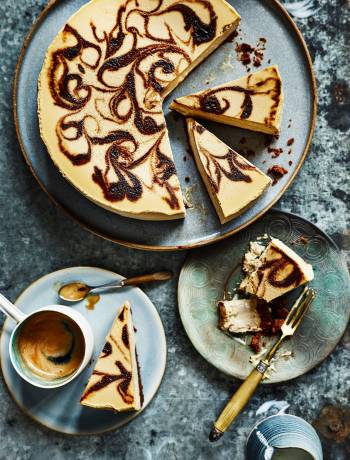 Coffee swirl cheesecake