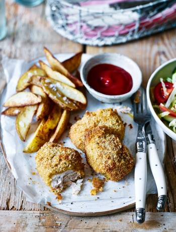 Cajun crispy chicken and wedges
