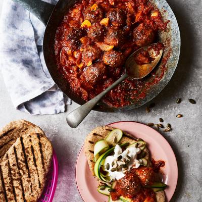 Moroccan meatballs with red pepper sauce
