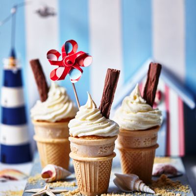 'Mr Whippy' cupcakes