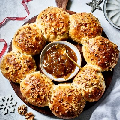 Candied fruit & walnut brioche wreath with fig jam from California Walnuts