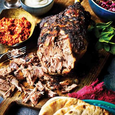 Lamb shawarma and harissa pitta