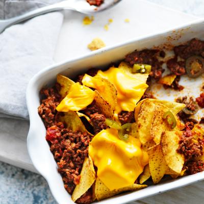 Cheeseburger nacho bake