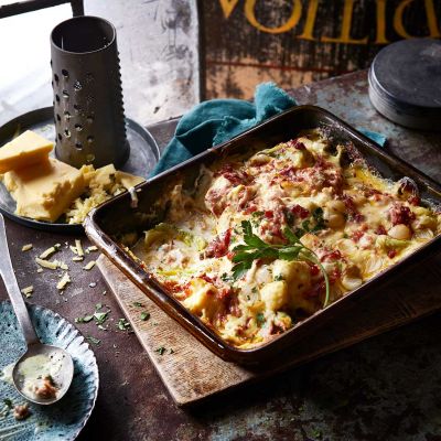 Ploughman's cauliflower cheese