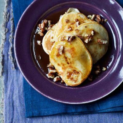Banana pecan pancakes