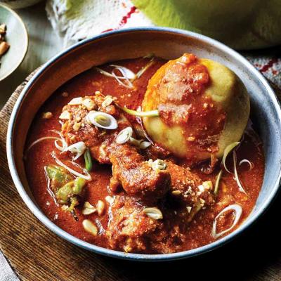 Groundnut soup with chicken