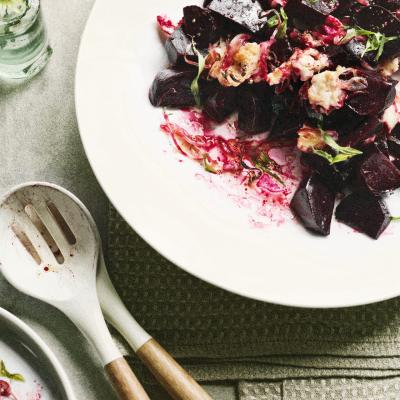 Warm beetroot with goats' cheese and tarragon