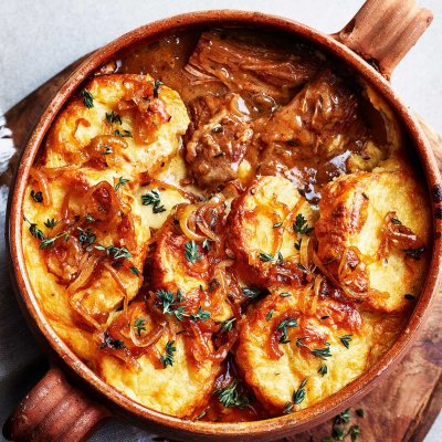 French onion beef stew with Gruyère gratin
