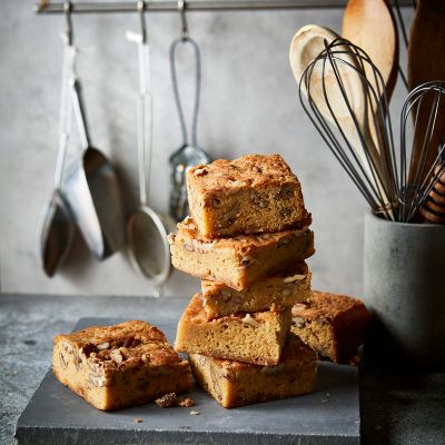 Butterscotch blondie bars