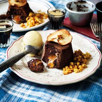 Melting middle toffee apple puddings with apple crisps