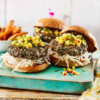 Sesame tuna burgers with chilli mango salsa