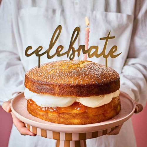 Orange blossom honey and apricot cake