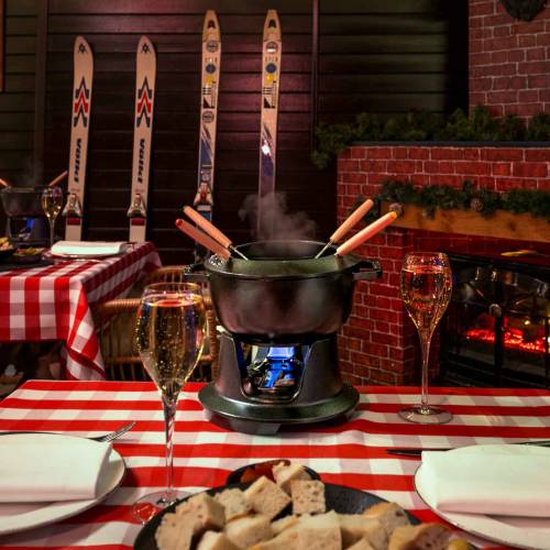 Taking orders: Cheese Fondue Experience at The Montague on the Gardens