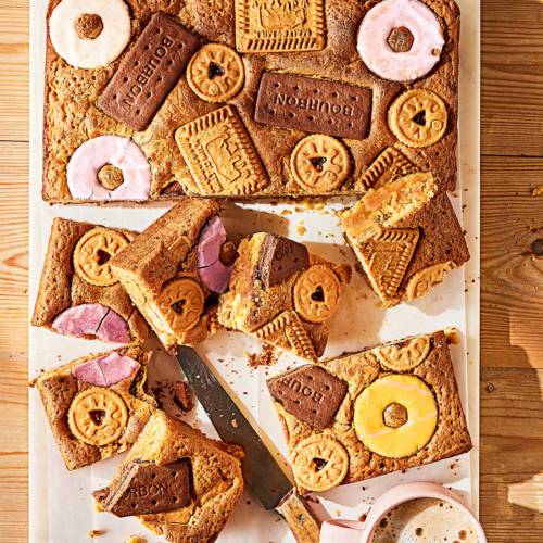 Biscuit tin blondies