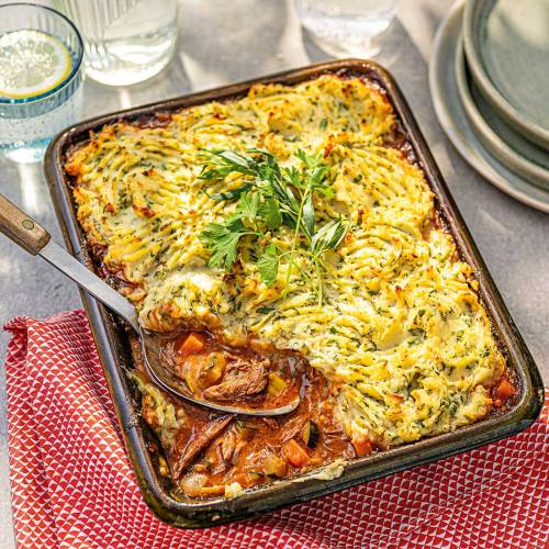 Lamb shank shepherd's pie with herby mash