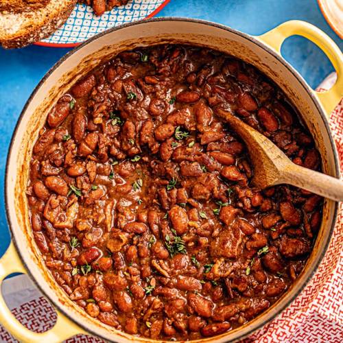 Boston baked beans with coffee and maple syrup