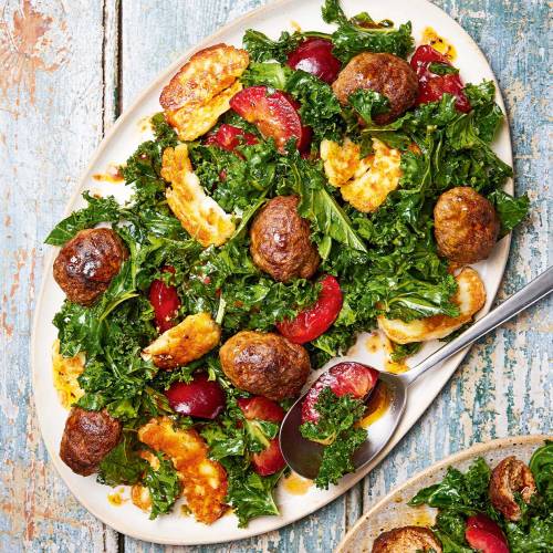 Grilled kofta, halloumi and plum salad
