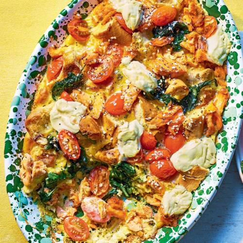 'Everything' bagel salmon bake