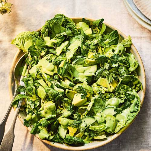 Green salad with herby kefir dressing