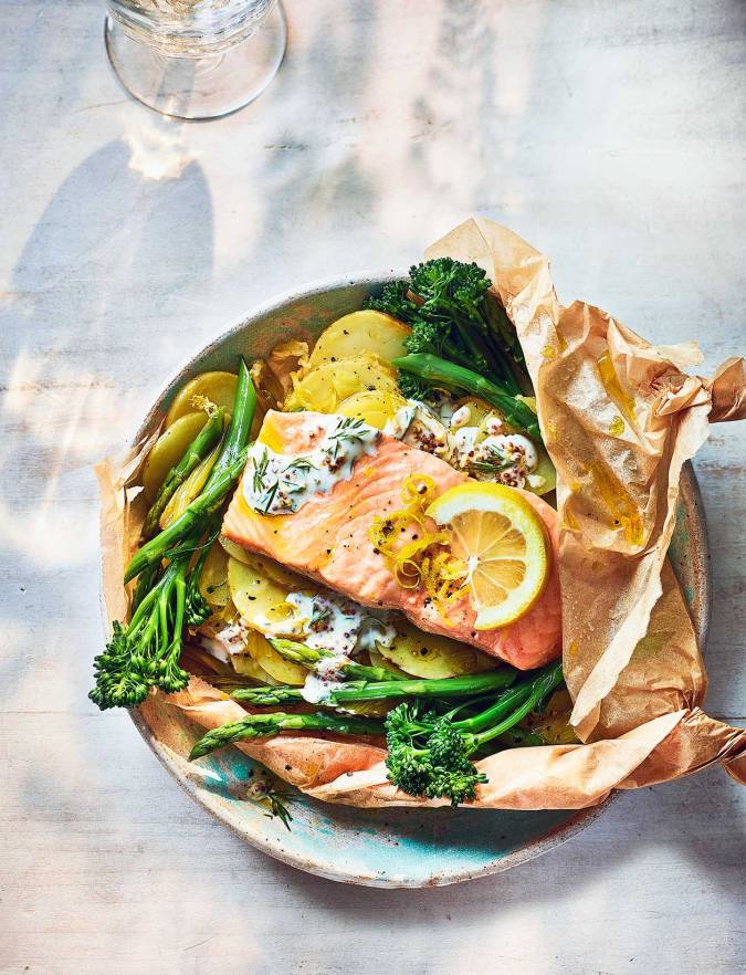 Recipe: Zesty salmon parcels with dill sauce
