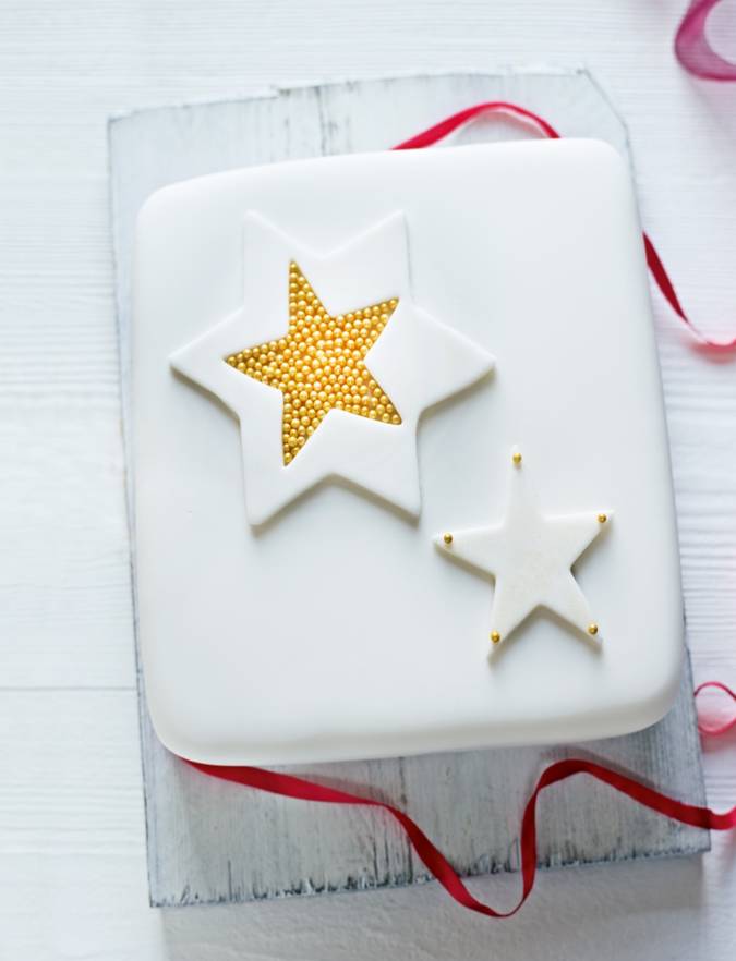 Recipe: Quick and easy Christmas cake