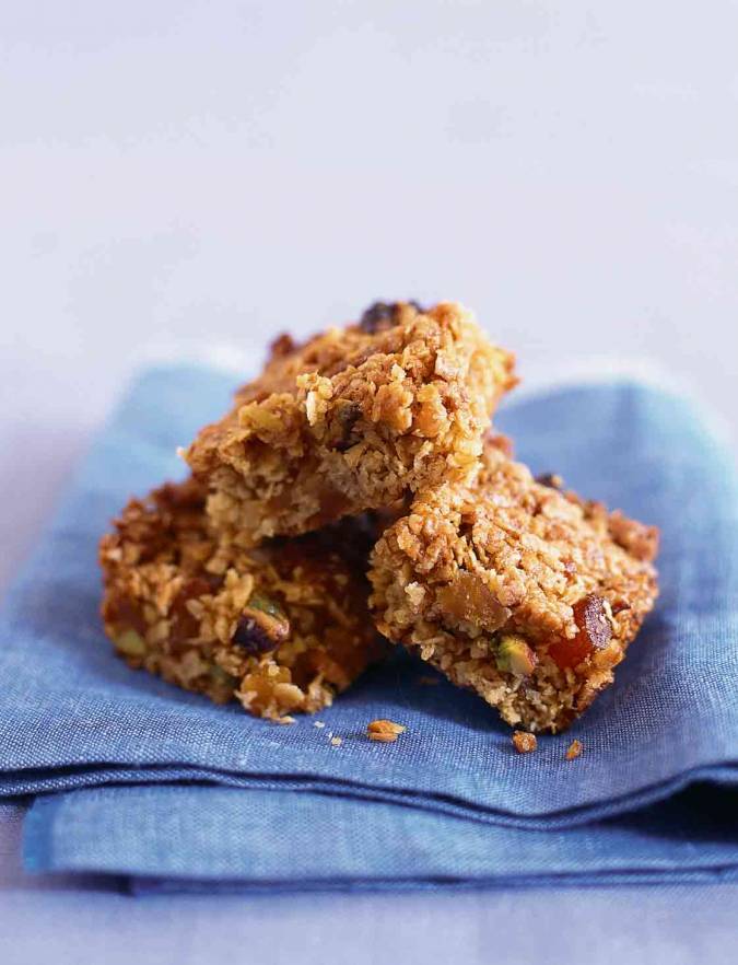 Recipe: Apricot and pistachio flapjacks
