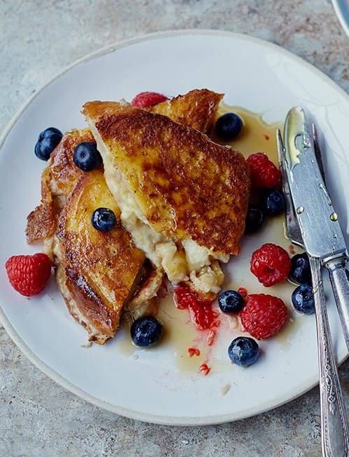 Recipe: Stuffed banana and berry French toast