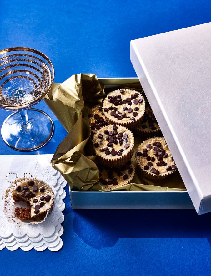 Recipe: Peanut and chocolate cheesecakes